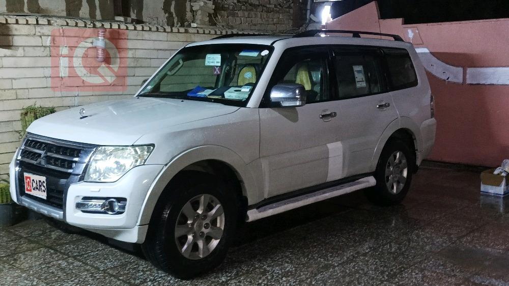 ميتسوبيشي باجيرو